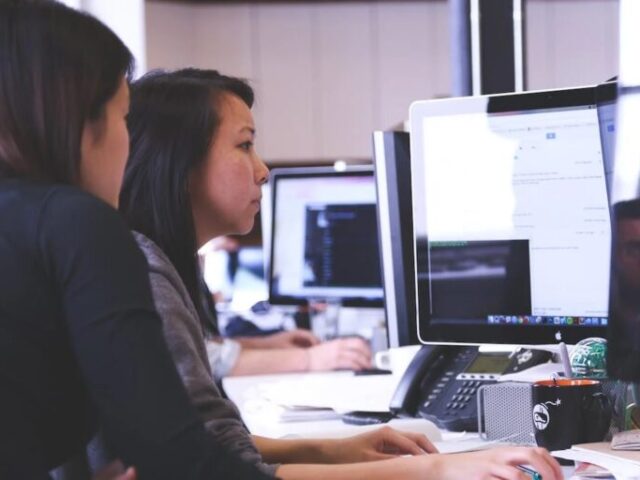 How 4thPointer Delivers Outstanding Software Solutions