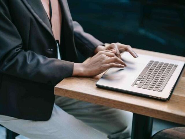 When and Why You Need an M&A Freelance Consultant